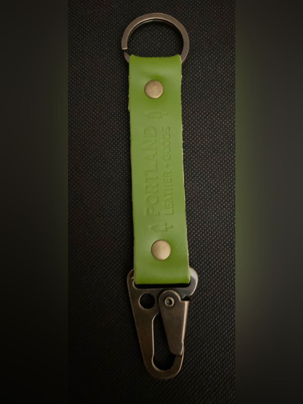 Portland Leather Goods Long PLG Keychain - Green Apple.